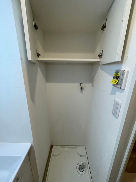 物件内観写真19　(洗濯機置場)