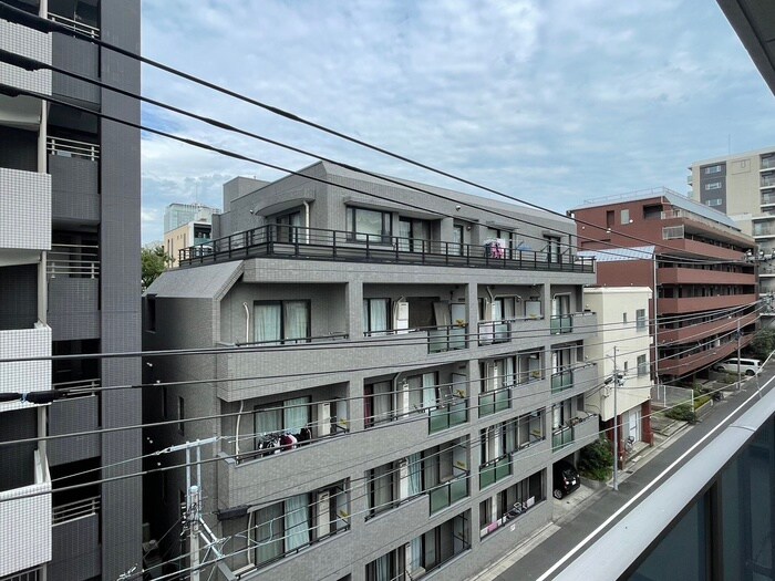 物件内観写真21　(室内からの展望)