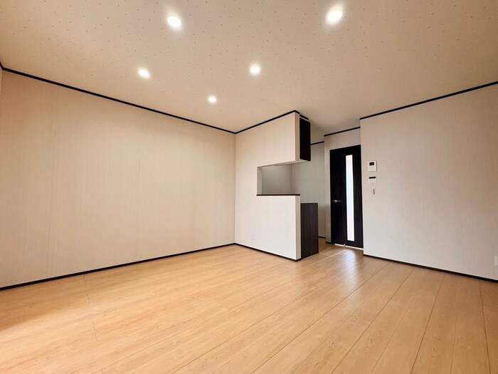 物件内観写真11　(居室)