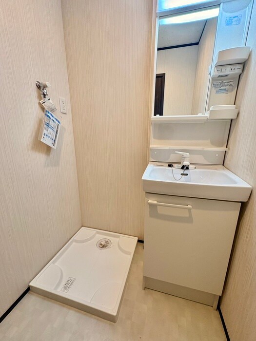 物件内観写真15　(洗濯機置場)