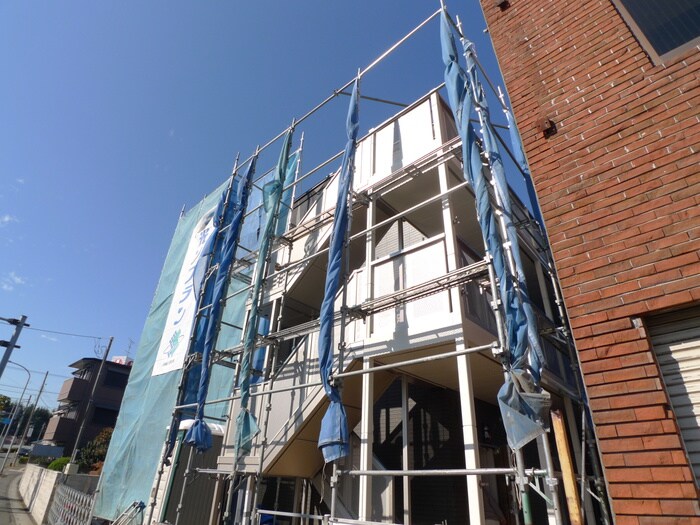 物件外観写真2　(駐輪場)