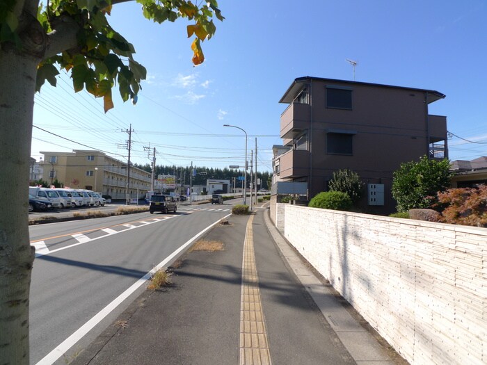 物件外観写真5　(周辺環境)