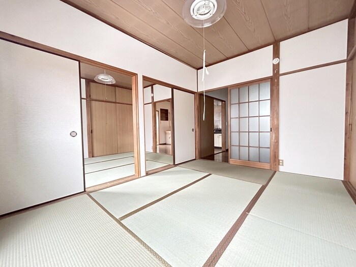 物件内観写真8　(居室)