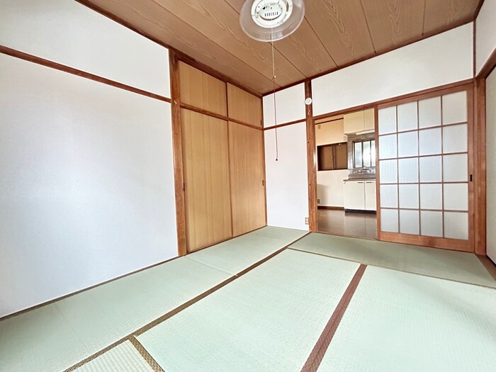 物件内観写真9　(居室)