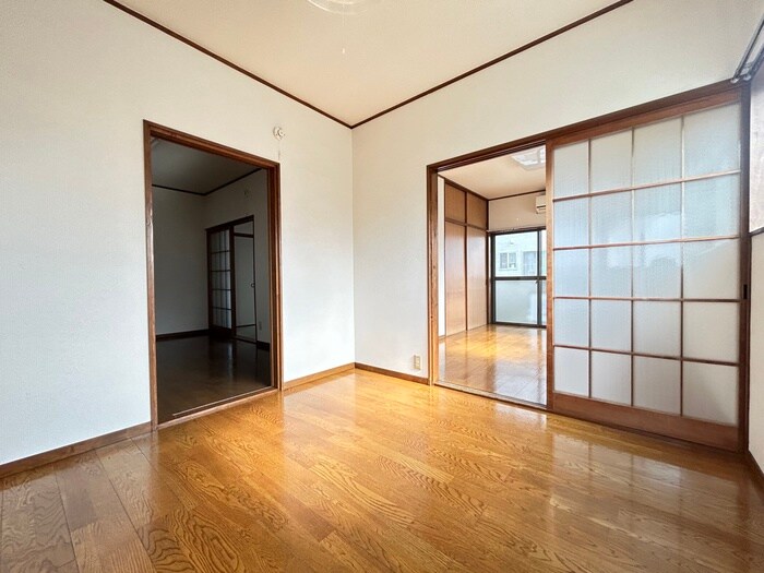 物件内観写真10　(居室)