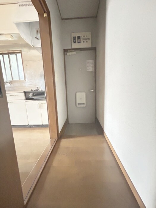 物件内観写真21　(廊下)