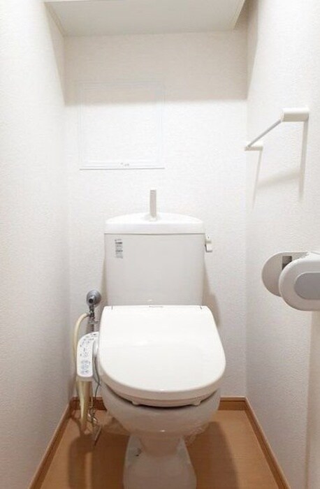 物件内観写真7　(トイレ)