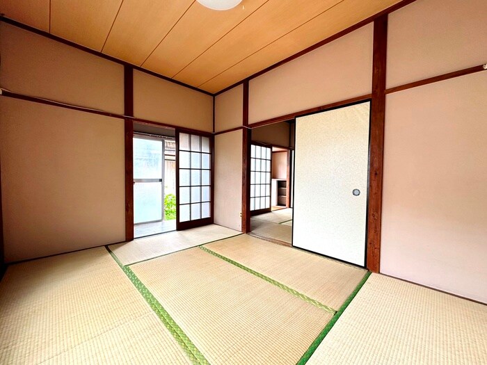 物件内観写真8　(居室)