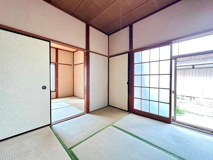 物件内観写真10　(居室)