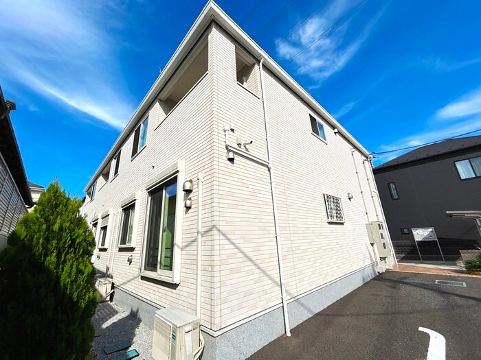 物件外観写真1　(外観写真)