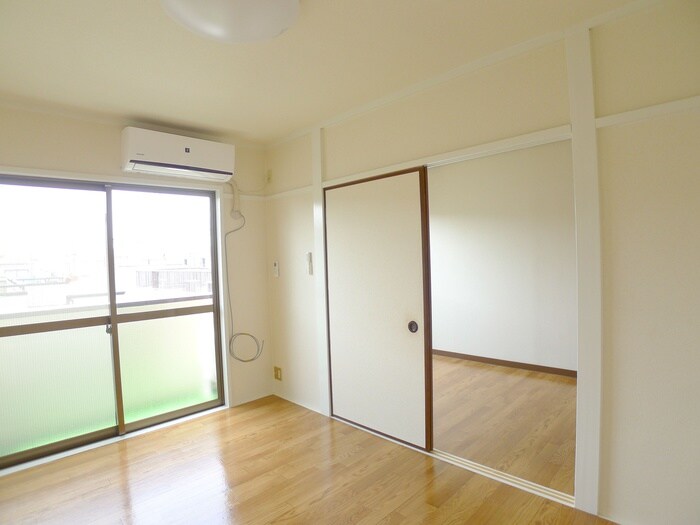 物件内観写真21　(居室)