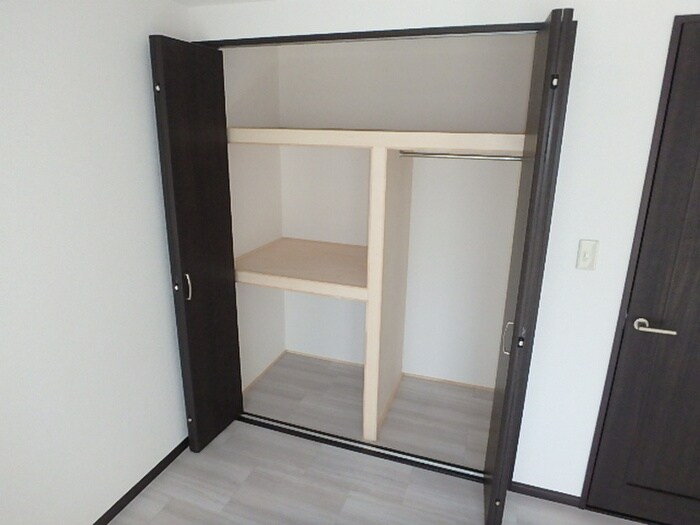 物件内観写真15　(収納)