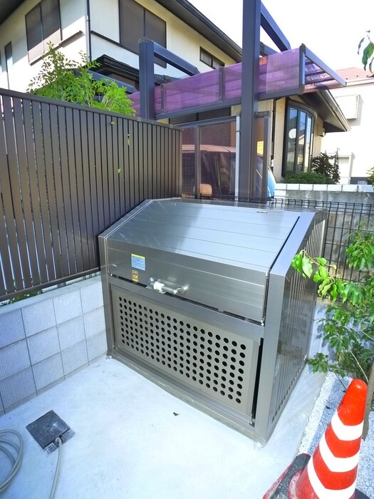 物件外観写真4　(建物設備)