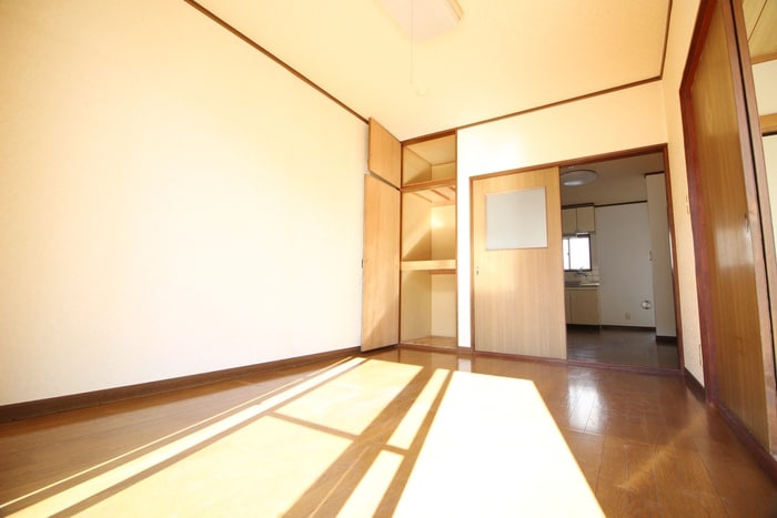 物件内観写真7　(居室)