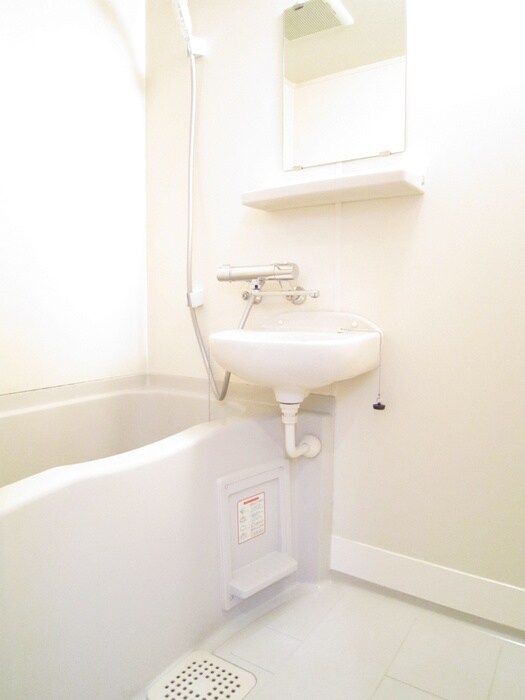 物件内観写真9　(バス／シャワールーム等)