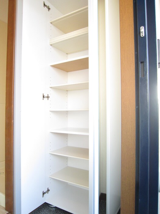 物件内観写真15　(靴箱)