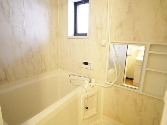 物件内観写真12　(バス／シャワールーム等)