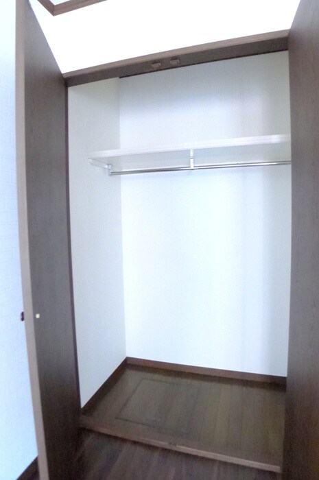 物件内観写真7　(収納)