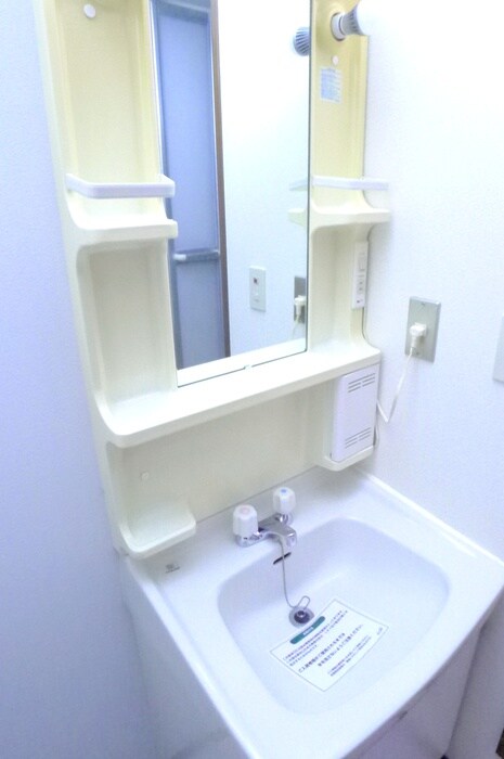 物件内観写真9　(洗面)