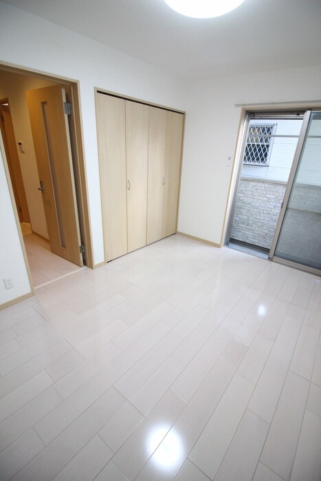 物件内観写真6　(居室)