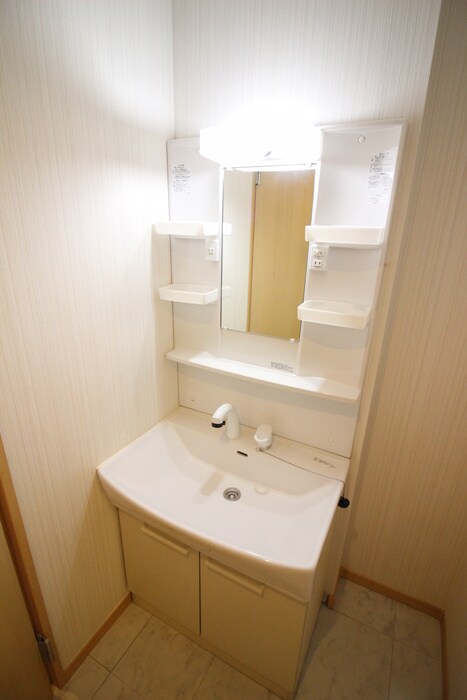 物件内観写真9　(洗面)