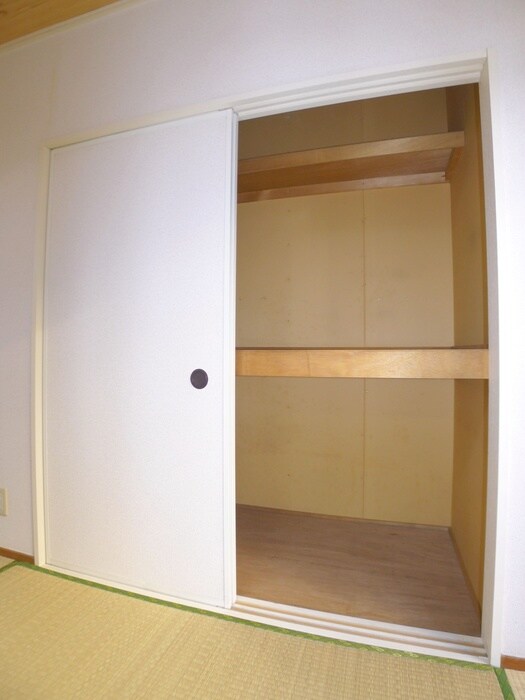 物件内観写真7　(収納)