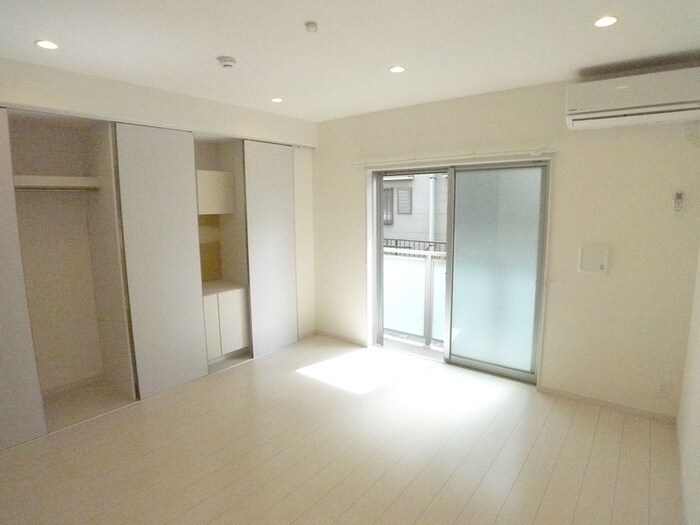 物件内観写真6　(居室)