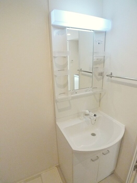 物件内観写真13　(洗面)