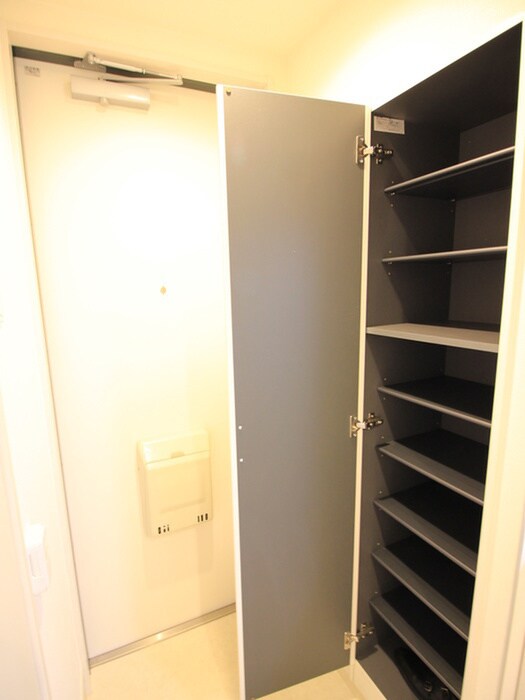 物件内観写真17　(靴箱)