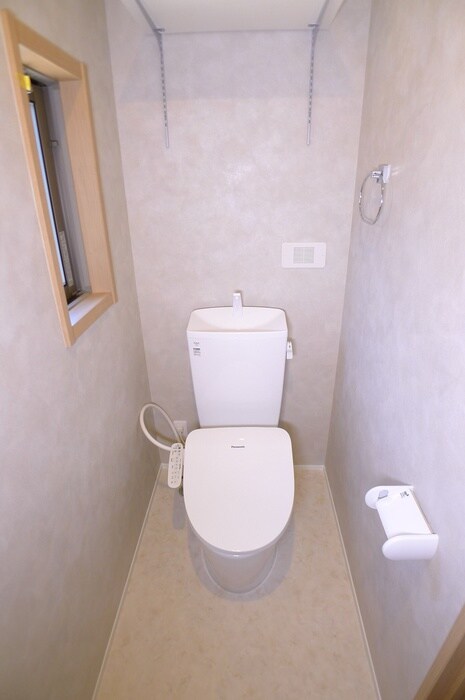 物件内観写真15　(トイレ)