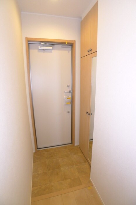 物件内観写真19　(玄関)