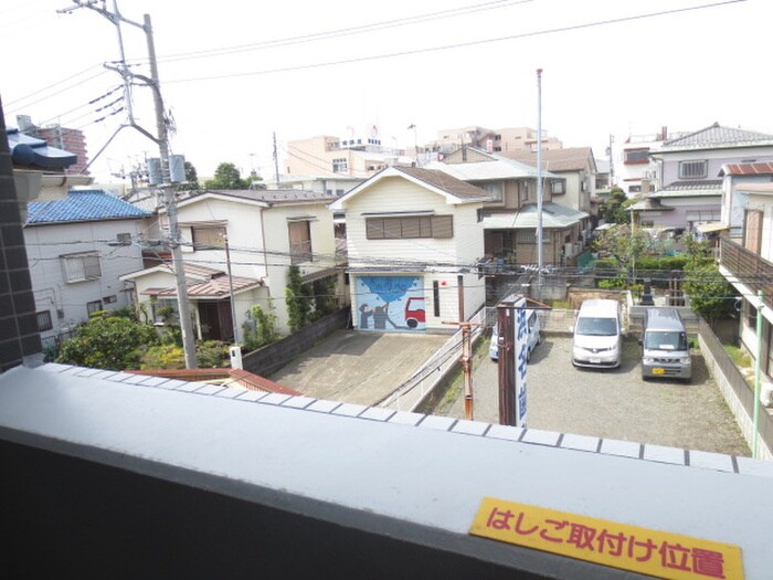 物件内観写真6　(室内からの展望)