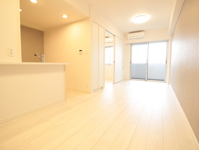 物件内観写真8　(居室)