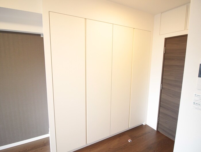 物件内観写真10　(収納)