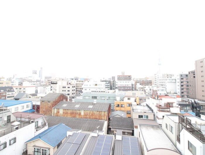 物件内観写真16　(室内からの展望)