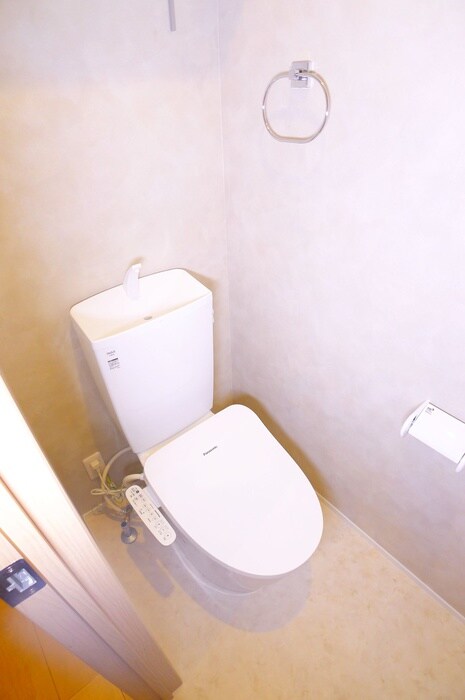 物件内観写真15　(トイレ)