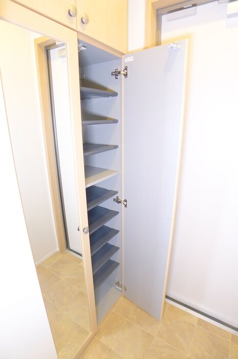 物件内観写真19　(靴箱)