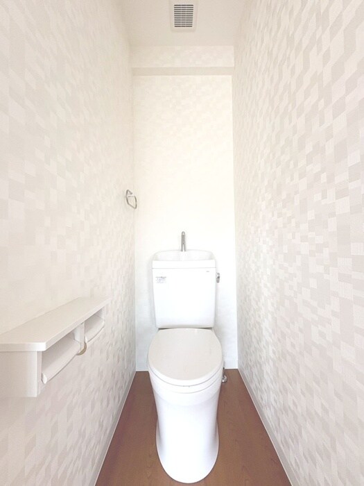 物件内観写真11　(トイレ)