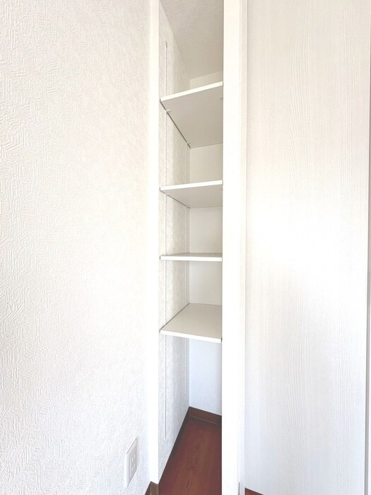 物件内観写真16　(収納)