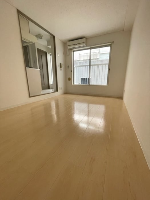 物件内観写真6　(居室)