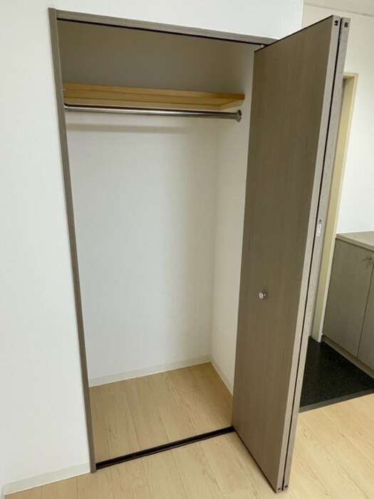 物件内観写真12　(収納)