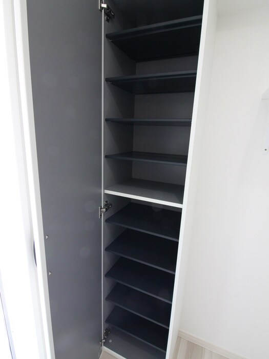 物件内観写真13　(靴箱)