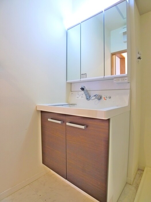 物件内観写真9　(洗面)