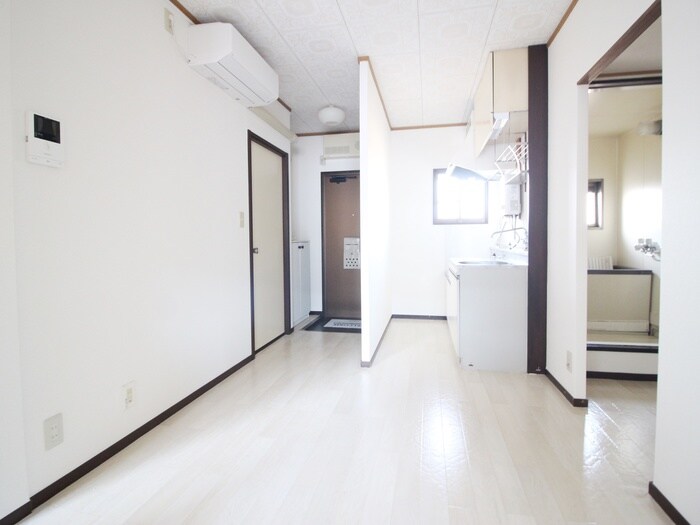 物件内観写真10　(居室)