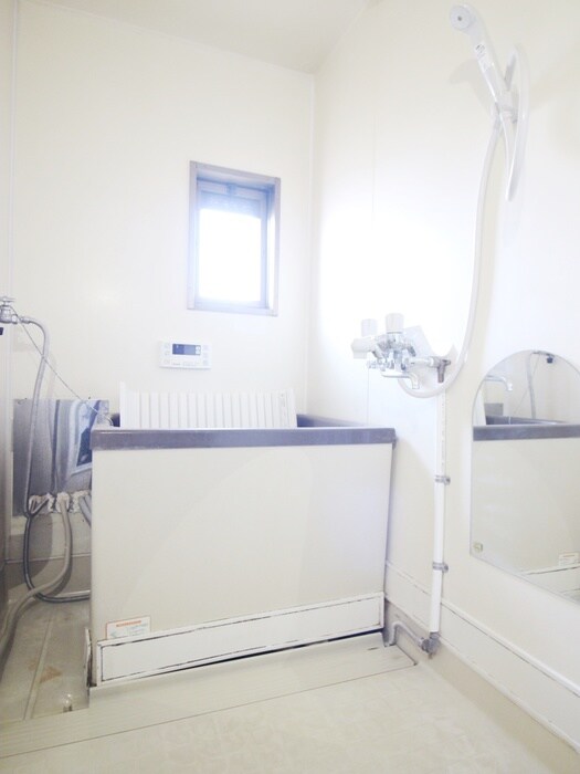 物件内観写真12　(バス／シャワールーム等)