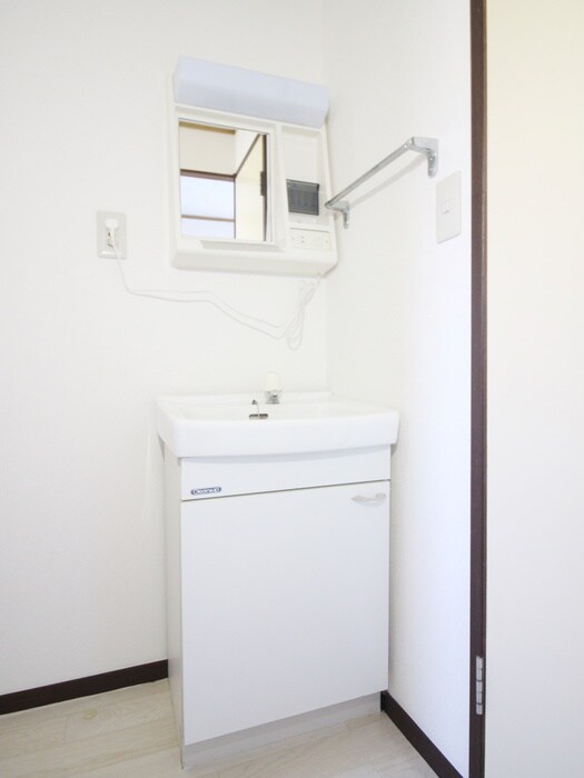 物件内観写真13　(洗面)