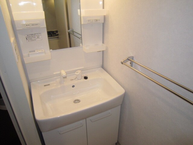 物件内観写真9　(洗面)