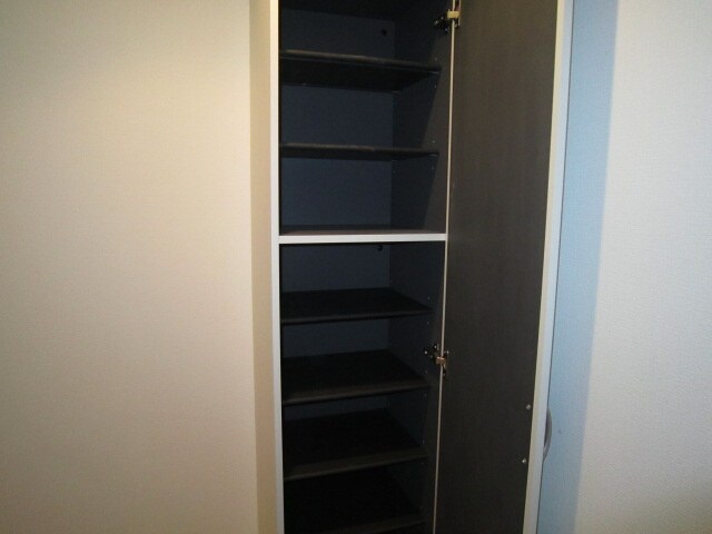 物件内観写真14　(靴箱)