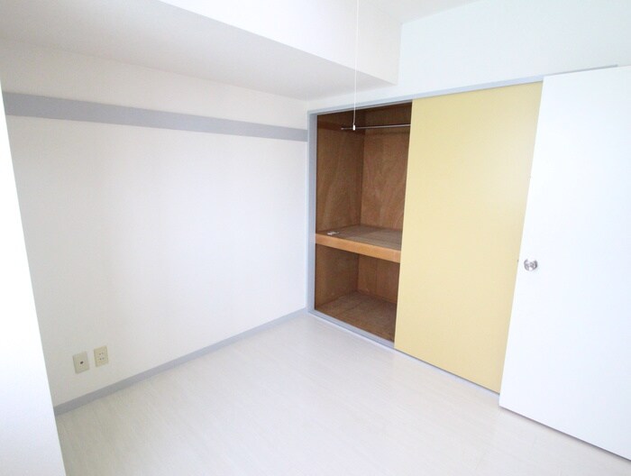 物件内観写真15　(居室)