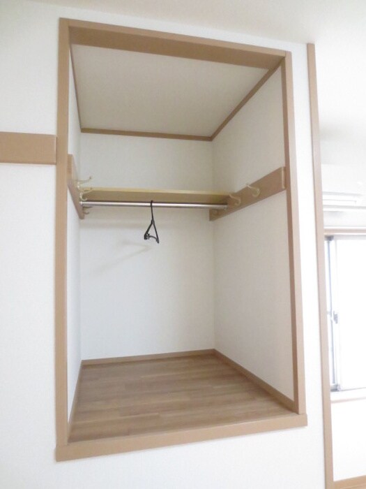 物件内観写真9　(収納)